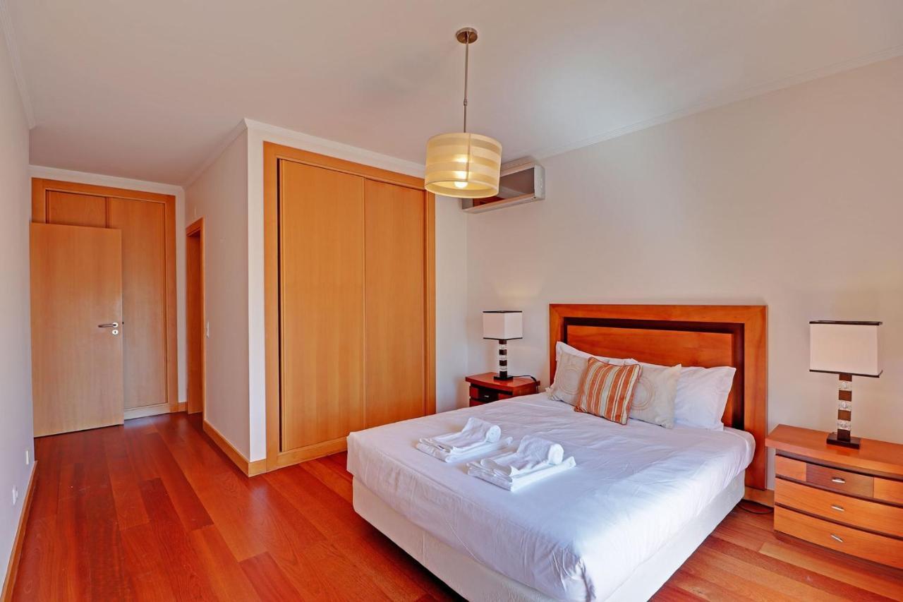 Modern With Pool By Homing Apartment Albufeira